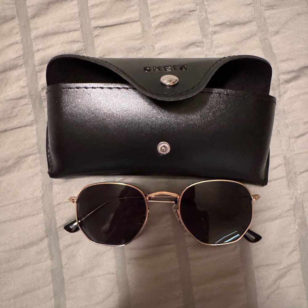 Black Leather Sunglasses Case
